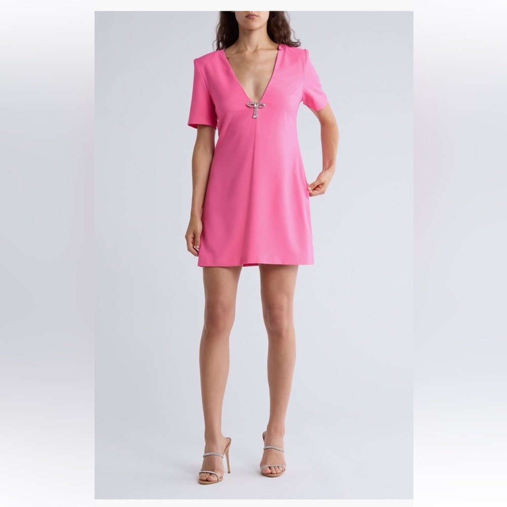 Hutch embellished bow front shift dress  Pink size small short sleeves